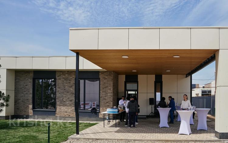 4-комнатная квартира · 201.37 м², Алатуская трасса п. Туздыбастау за ~ 108.1 млн 〒 в Туздыбастау (Калинино) — фото 20