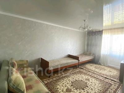 1-комнатная квартира · 38 м² · 3/5 этаж, Самал 37 — Балапанова за 120 000 ₸ в Талдыкоргане, мкр Самал