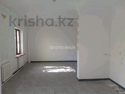 Свободное назначение, офисы, магазины и бутики, склады, общепит · 80 м² за 300 000 ₸ в Астане, Сарыарка р-н