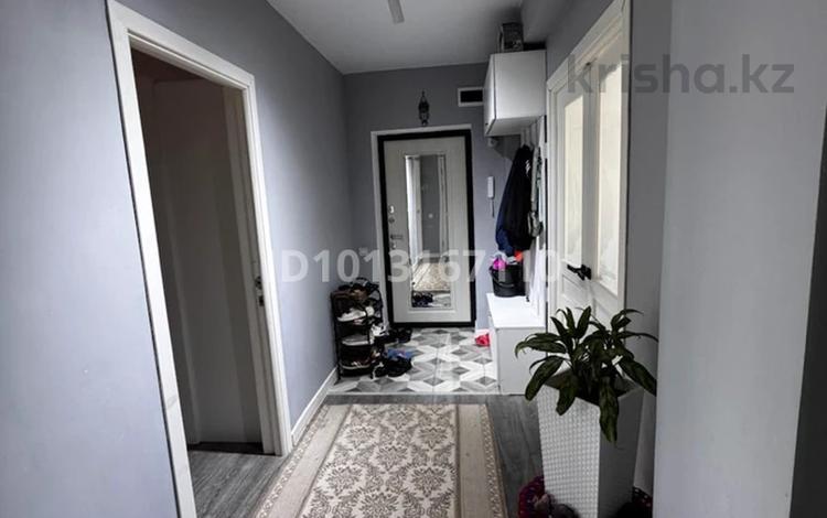 3-бөлмелі пәтер · 83 м² · 3/9 қабат, Придорожная 87, бағасы: 28 млн ₸ в Уральске — фото 2