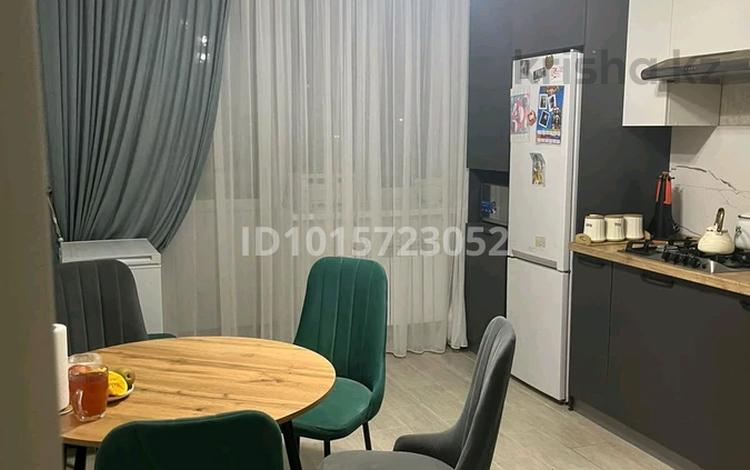 3-бөлмелі пәтер · 73 м² · 1/5 қабат, Алтын орда ш/а., Батыс 2 микрорайон 25, бағасы: 30 млн ₸ в Актобе, мкр. Алтын орда — фото 2