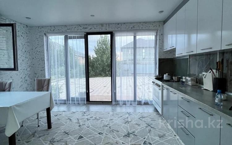 Жеке үй · 5 бөлме · 186.4 м² · 10 жүзд., Жанаконыс 79, бағасы: 42 млн ₸ в Актобе, жилой массив Жанаконыс — фото 6