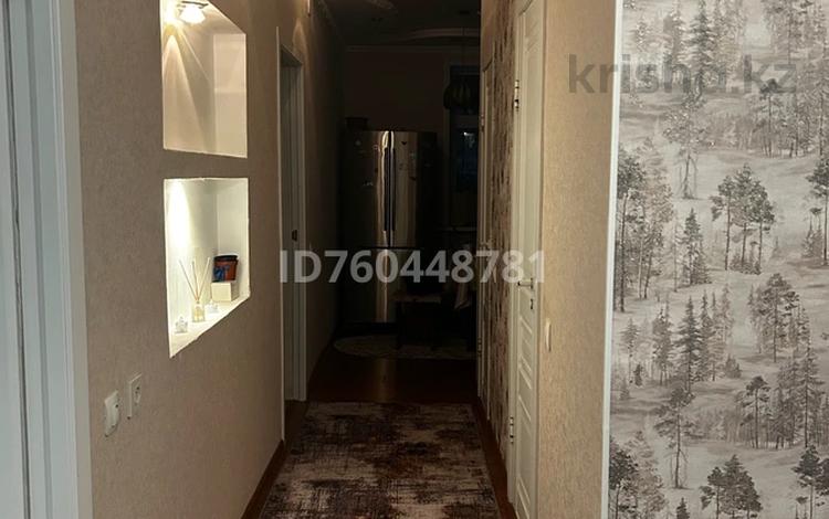 3-комнатная квартира · 76 м², Победы 36А за 29 млн ₸ в Сарани — фото 4