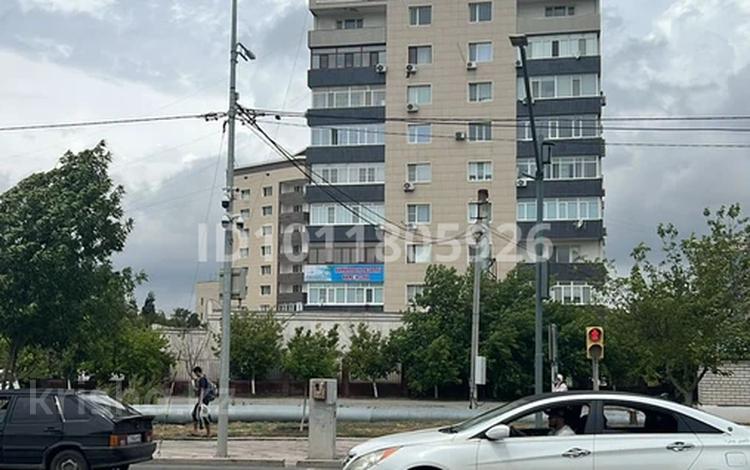 2-бөлмелі пәтер · 93 м² · 7/9 қабат, Ул Адмирал Лев Владимирский 7а, бағасы: 35 млн ₸ в Атырау, мкр Авангард-4 — фото 2