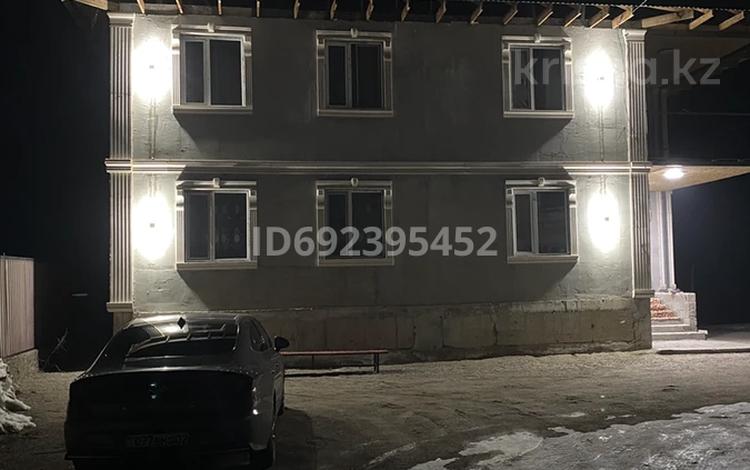 Отдельный дом • 6 комнат • 300 м² • 5 сот., Ынтымак 54 за 35 млн 〒 в Кызылту — фото 34