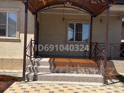 Жеке үй · 6 бөлме · 308 м² · 9 сот., мкр Самал, Берік Қорқытов, бағасы: 85 млн ₸ в Атырау