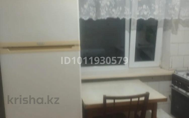 1-комнатная квартира · 32 м² · 3/4 этаж, мкр №8 23 за 200 000 ₸ в Алматы, Ауэзовский р-н — фото 2
