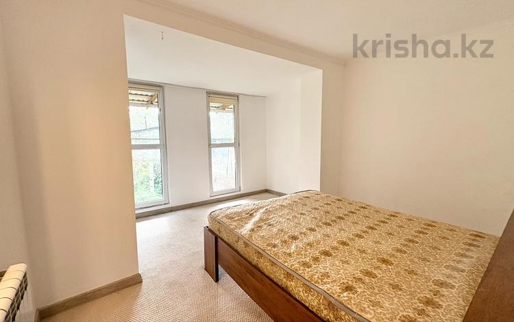Отдельный дом · 3 комнаты · 80 м², Диваева 27 за 380 000 ₸ в Алматы, Медеуский р-н — фото 2