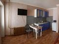 1-комнатная квартира, 36 м², 1/9 этаж посуточно, 7мкр 51 за 7 000 〒 в Степногорске — фото 2