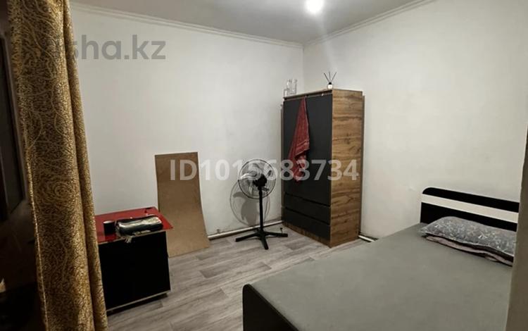 1-комнатная квартира · 11 м², Акан серы 29 2 — Уг. ул Майбороды за 100 000 ₸ в Алматы, Турксибский р-н — фото 2