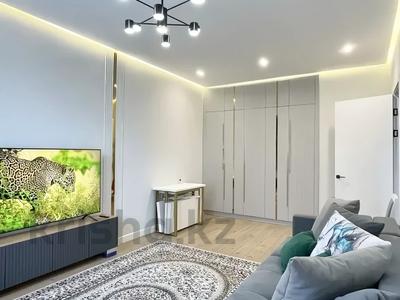 2-бөлмелі пәтер, 70 м², 4/8 қабат ай сайын, Розыбакиева 320, бағасы: 450 000 〒 в Алматы