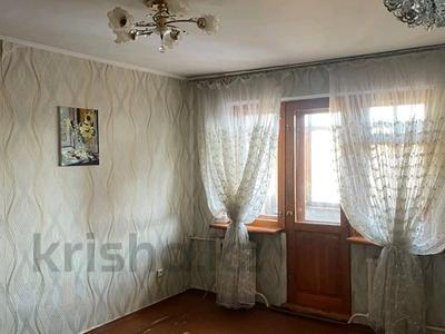 3-комнатная квартира · 60 м² · 5/5 этаж, Ауэзова за 15.5 млн 〒 в Петропавловске