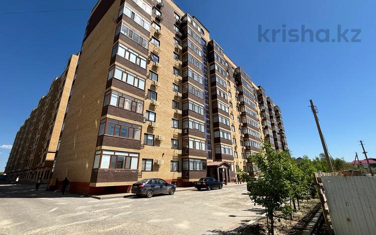 3-комнатная квартира · 80 м² · 1/10 этаж, Абая 26 — Драмтеатр за 350 000 ₸ в Атырау — фото 21