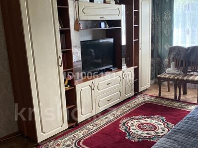 3-комнатная квартира · 61.8 м² · 1/5 этаж, Майкудук, 18й микрорайон 24 за 14.5 млн ₸ в Караганде, Алихана Бокейханова р-н