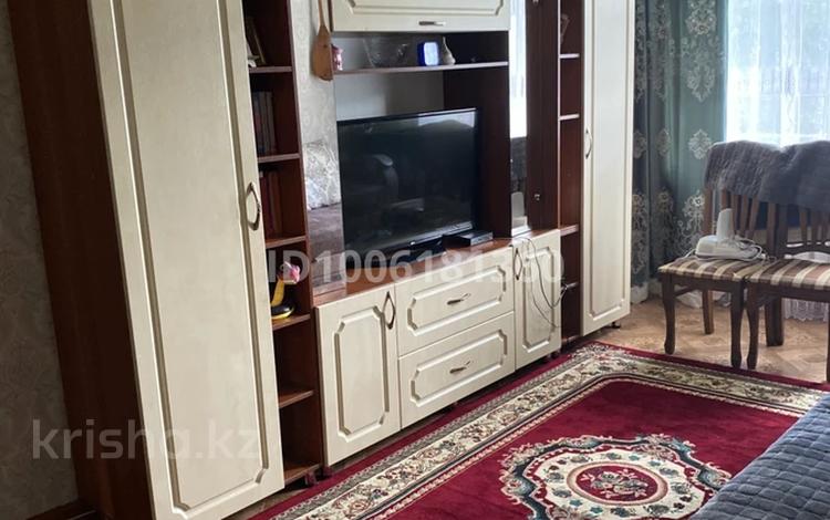 3-бөлмелі пәтер · 61.8 м² · 1/5 қабат, Майкудук, 18й микрорайон 24, бағасы: 14.5 млн ₸ в Караганде, Алихана Бокейханова р-н — фото 2