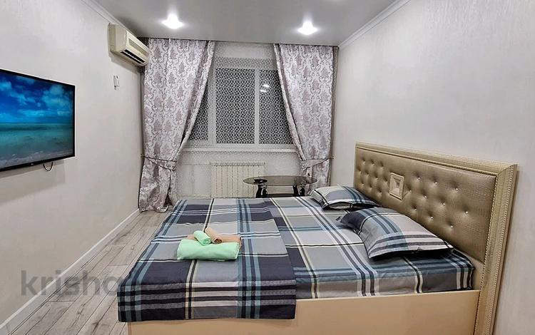 1-комнатная квартира · 34 м² · 1/5 этаж, Ауэзова 27 — Напротив Стадиона Мунайшы за 10 000 〒 в Атырау, мкр Жилгородок — фото 2