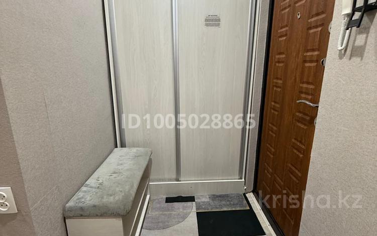 1-бөлмелі пәтер · 35 м² · 1/5 қабат, Алимжанова 7, бағасы: 120 000 ₸ в Балхаше — фото 2