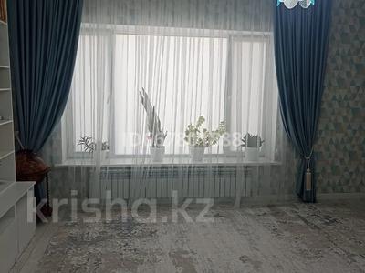 Отдельный дом · 5 комнат · 300 м² · 10 сот., Атырау за 65 млн ₸