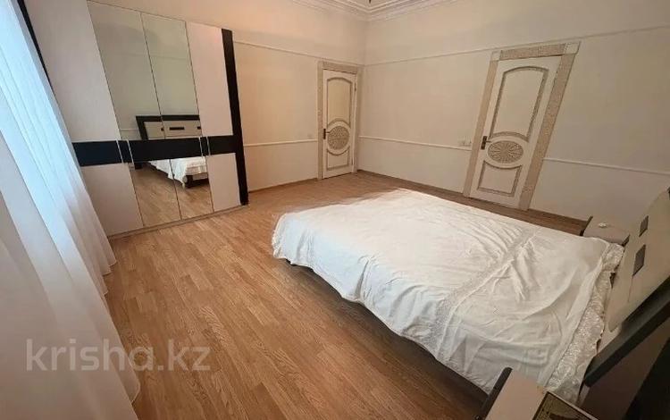 3-комнатная квартира · 102 м² · 9/16 этаж, Абая 150/230 за 67 млн 〒 в Алматы, Бостандыкский р-н — фото 2