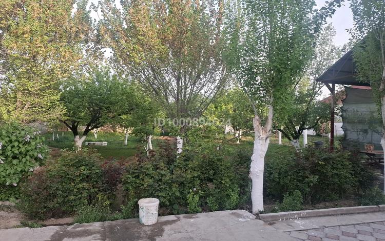 Отдельный дом · 7 комнат · 220 м² · 15 сот., Даулет 6 — Напротив Тойхана Туран за 35 млн 〒 в Туркестане — фото 2