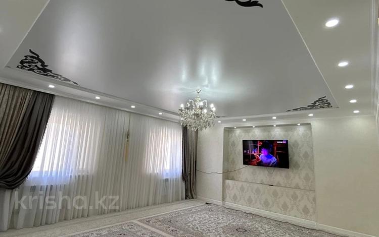 4-бөлмелі пәтер · 160 м² · 3/7 қабат, 19-й мкр 17/2, бағасы: 59 млн ₸ в Актау — фото 2