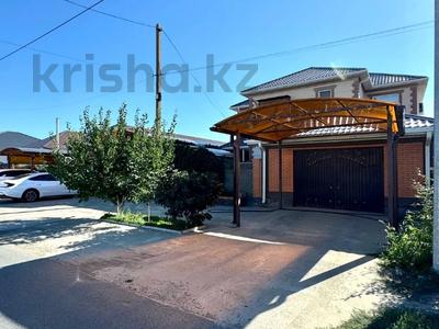Жеке үй · 6 бөлме · 303 м² · 10 сот., мкр Нурсая-3 36, бағасы: 80 млн ₸ в Атырау