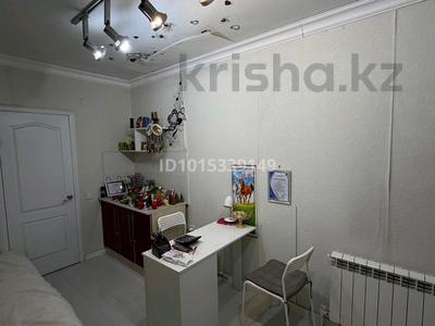 Еркін, кеңселер, сұлулық салондары, білім орталықтары · 14 м², бағасы: 6 млн ₸ в Актобе, мкр 11