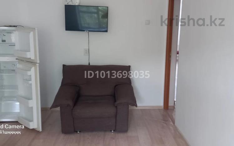 3-комнатная квартира · 57 м² · 3/5 этаж, мкр Каспий, сатпаев 8 8 за 20 млн ₸ в Атырау — фото 2