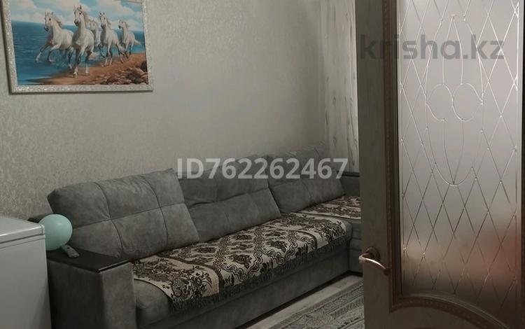 3-бөлмелі пәтер · 70 м² · 3/3 қабат, 18 мкр 9, бағасы: 28 млн ₸ в Конаеве — фото 2