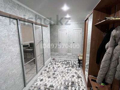 2-бөлмелі пәтер · 80.4 м² · 3/9 қабат, Нур Актобе 24В — школа 60, бағасы: 20 млн ₸