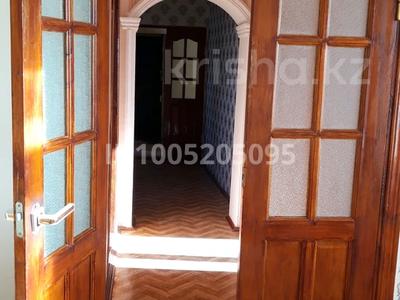 5-комнатная квартира · 98 м² · 4/5 этаж, Проспект Абая 62 — Возле Налового комитета за 19 млн 〒 в 