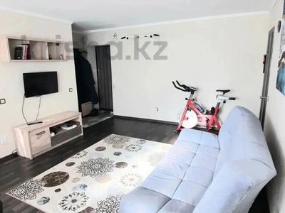 2-бөлмелі пәтер · 42 м² · 1/5 қабат, Чехова 57, бағасы: 16.8 млн ₸ в Усть-Каменогорске