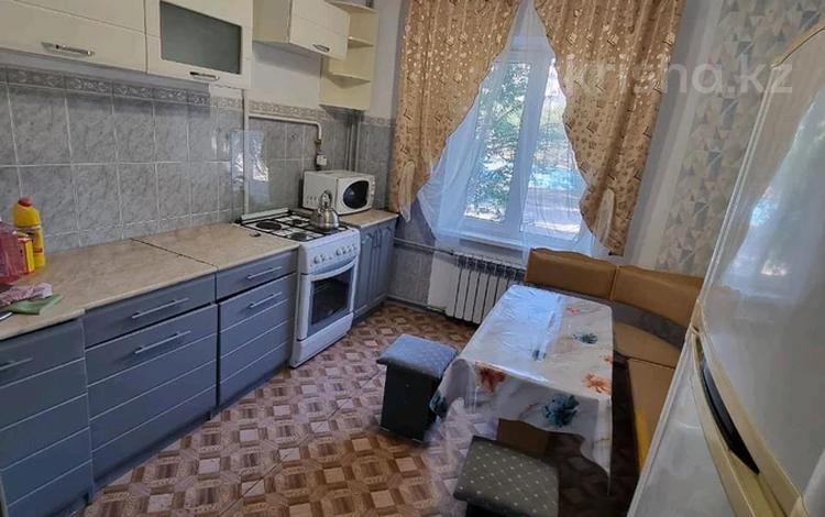 4-комнатная квартира, 85 м², 2/5 этаж помесячно, 5микр 22 за 300 000 〒 в Конаеве (Капчагай) — фото 2