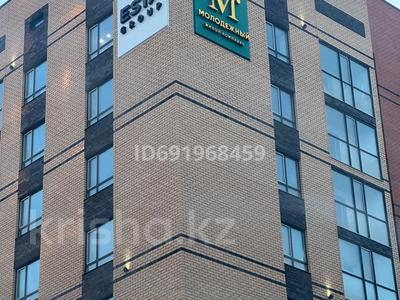 2-комнатная квартира, 43 м², 9/10 этаж, Нажмиденова 52 — А-426 за 23 млн 〒 в Астане, Алматы р-н