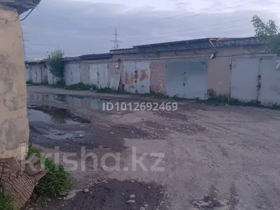 Гараж · 20 м² · мкр Алатау — Санырак батыра около бани коктем, бағасы: 30 000 ₸ в Таразе