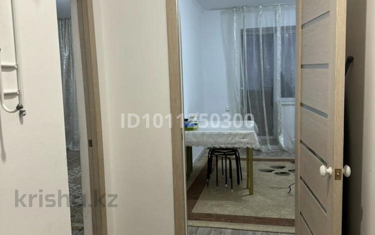 1-бөлмелі пәтер · 43.3 м² · 2/9 қабат, мкр. Алтын орда, Мкр. Батыс-2 1Г, бағасы: 17 млн ₸ в Актобе — фото 2
