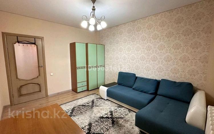 3-комнатная квартира, 100 м², 3/7 этаж, Акмешит