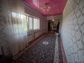 4-комнатная квартира · 63 м² · 5/5 этаж, Курмангазы 164 — Район магазин Урал, пересечение Маншук Маметовы и Курмангазы за 17 млн ₸ в Уральске, мкр Школьник — фото 2