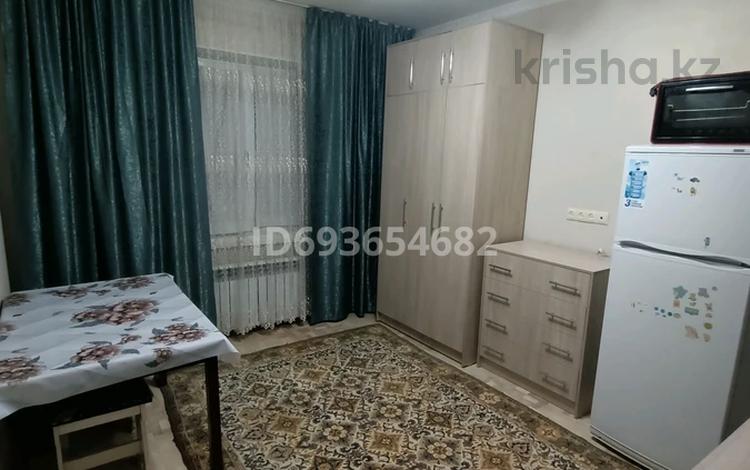 1-комнатная квартира, 20 м², 2/4 этаж помесячно, Аскарова 41А за 100 000 〒 в Шымкенте, Туран р-н — фото 2