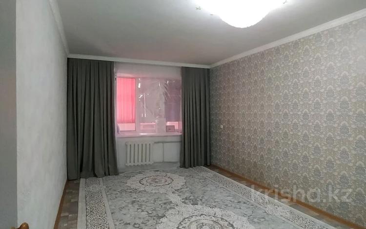 1-комнатная квартира · 44 м² · 9/10 этаж, Кунаева р/н Набережная за 12.5 млн ₸ в Актобе, мкр. Курмыш — фото 8