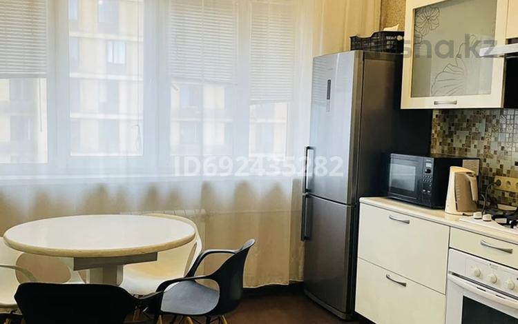 2-бөлмелі пәтер, 68 м², 5/5 қабат ай сайын, Тлендиева 231, бағасы: 330 000 〒 в Алматы, Бостандыкский р-н — фото 2