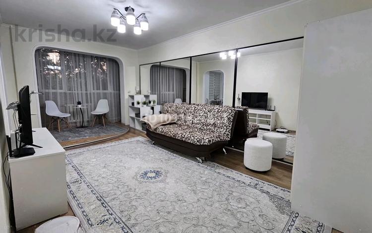 2-комнатная квартира · 50 м² · 4/5 этаж, Достык 103/11 за 370 000 ₸ в Алматы, Медеуский р-н — фото 2