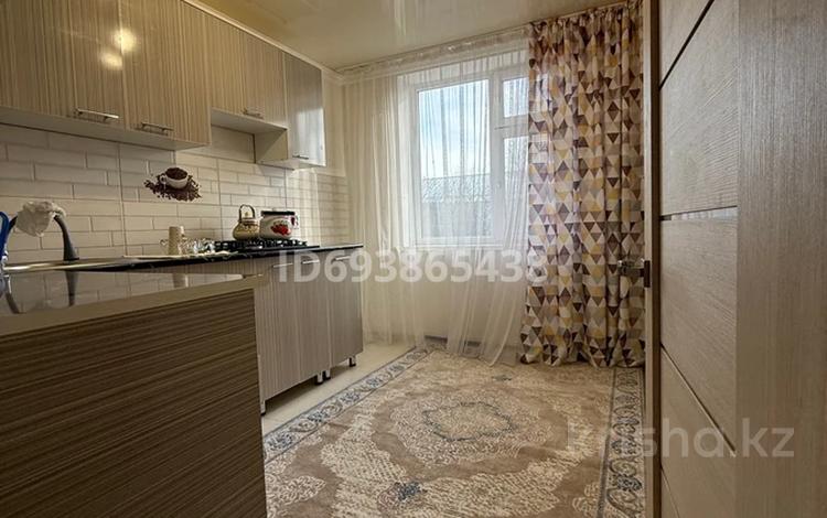 3-комнатная квартира · 70 м² · 5/5 этаж, Мкр. Самал 15 — Рядом с Мечетью за 15.5 млн ₸ в Таразе — фото 15