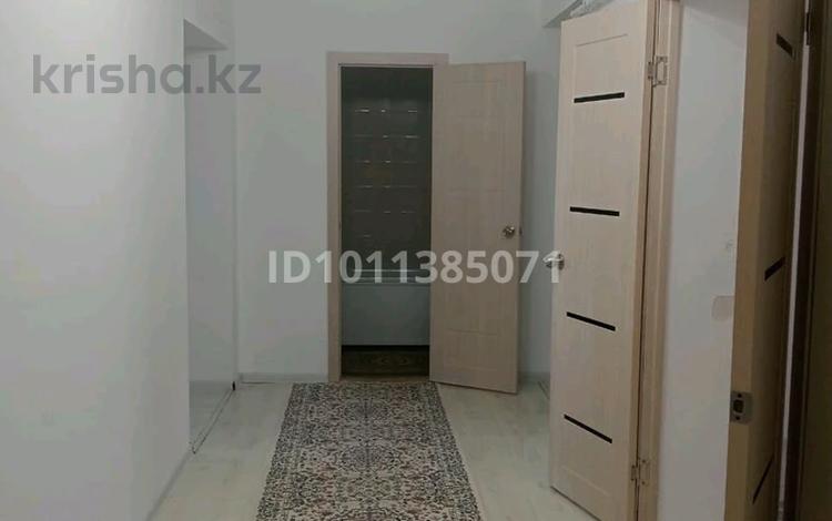 3-бөлмелі пәтер · 70 м² · 2/9 қабат, Нур Актобе, Нур Актобе 4 мкр 11г, бағасы: 24 млн ₸ — фото 5
