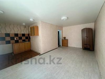 Продажа квартир в Карагандинской обл.: 1-комнатная квартира · 31.9 м² · 1/9 этаж, мкр Новый Город, Ержанова 17 — 97 гимназия за 9 млн 〒 1-комнатная квартира · 31.9 м² · 1/9 этаж, мкр Новый Город, Ержанова 17 — 97 гимназия за 9 млн 〒 в Караганде, Казыбек би р-н