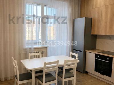 2-бөлмелі пәтер · 83.6 м² · 5/9 қабат, Акана Серэ 28 — Кенесары и Акана Серэ, бағасы: 47 млн ₸ в Кокшетау