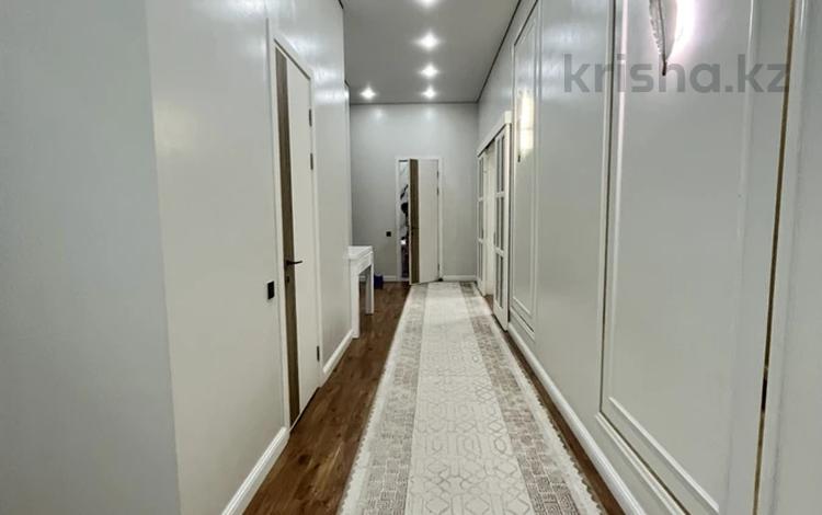 4-комнатная квартира · 155 м² · 9/16 этаж, 16-й мкр 64 — ЖК Шерқала за 55 млн ₸ в Актау — фото 4