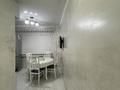 3-бөлмелі пәтер · 90 м² · 4/6 қабат, бульвар Ғарышкерлер 15А, бағасы: 45 млн ₸ в Жезказгане — фото 5