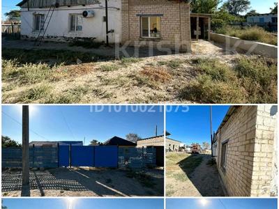 Жеке үй · 3 бөлме · 120 м² · 8 жүзд., мкр Аксай, Уалиев 86/1 — Ақжар-1де үи уалиев көшесінде, бағасы: ~ 8.2 млн ₸ в Атырау