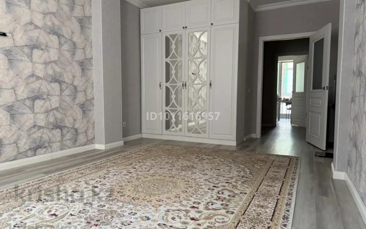1-комнатная квартира · 44 м² · 5/11 этаж, Роза Багланова 3 за 200 000 ₸ в Астане, Нура р-н — фото 2